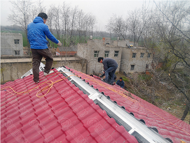 合成樹脂瓦屋頂如何做保溫層？