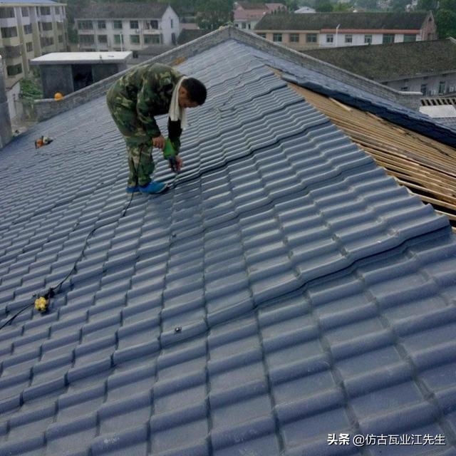 導(dǎo)讀：農(nóng)村蓋房用樹脂瓦適合嗎？聽完行家的分析，恍然大悟