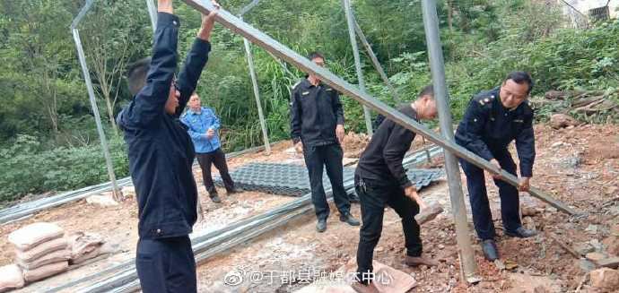 鐵皮棚與樹脂瓦整治私搭亂建，城管局強力管控